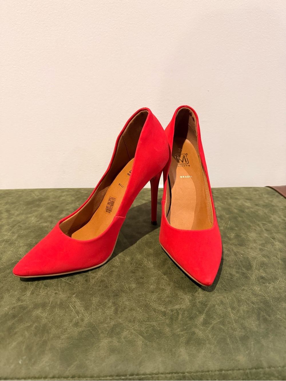 Classic Red Pointed-Toe High Heels